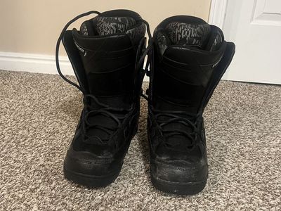Men’s Size 12 ‘RIDE’ Snowboard Boots