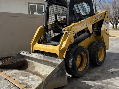 Skid Steer Bobcat CAT 229 D3 For Rent