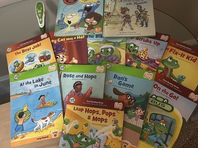 LeapFrog Tag Reading System & 12 Book Set (Ages 4-8) - Early Reading, Phonics & Story Books