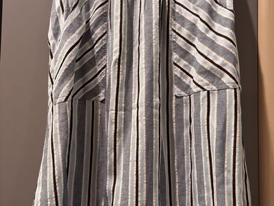 Cute Women’s Striped Skirt With Pockets Size XL