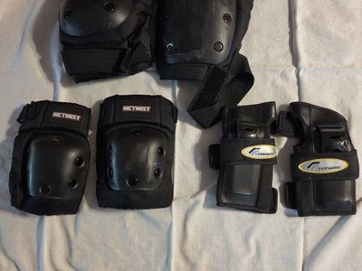 MCTwist & Forward Protective Gear Set - Knee, Elbow, & Wrist Pads