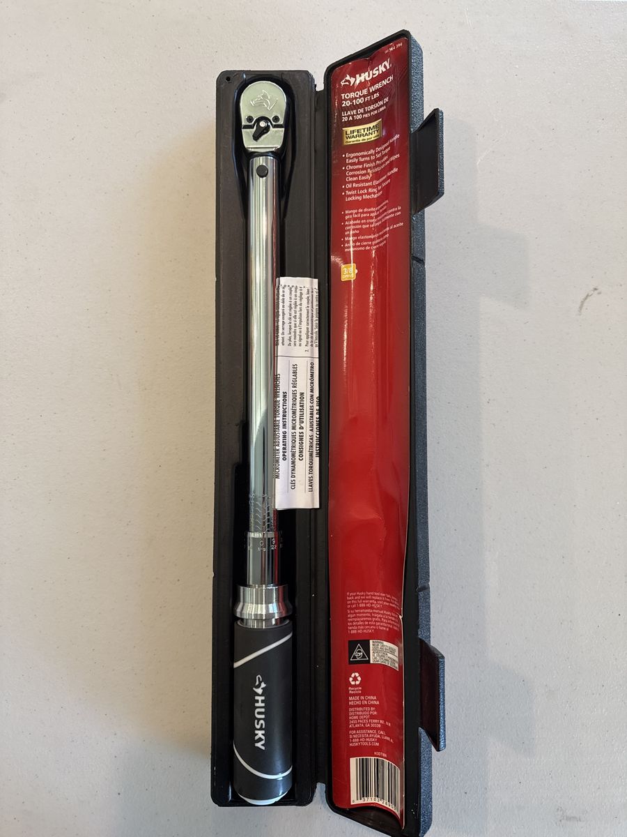 Husky 3/8 in. Drive Click Torque Wrench, 20-100 ft-lbs, Lifetime Warranty, New in Case