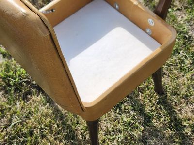 Sewing chair