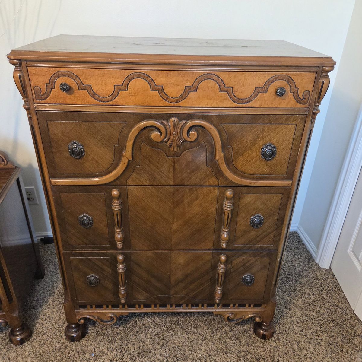Main image 7