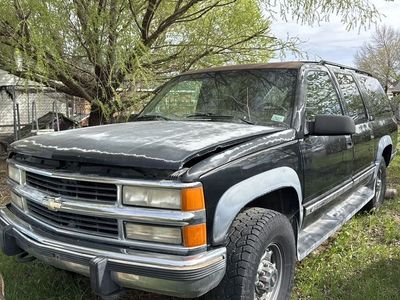 1994 7.4 Suburban