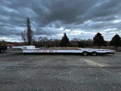 2006 Landoll Hydraulic Dove Equipment Trailer