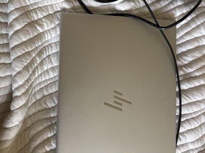 Hp EliteBook 860 G10 w/warranty