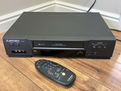 Mitsubishi HS-U430 VCR VHS Hi-Fi Stereo Video Cassette Recorder with Remote