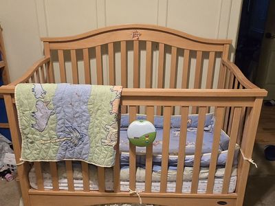 Bonavita Convertible Baby Crib with Mattress & Bedding