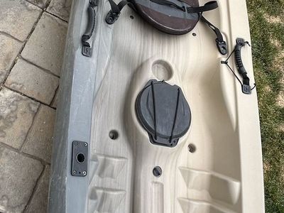 LIFETIME TAMARACK ANGLER 100 FISHING KAYAK - 10FT TWO TONE GRAY/BEIGE, INCLUDES PADDLE