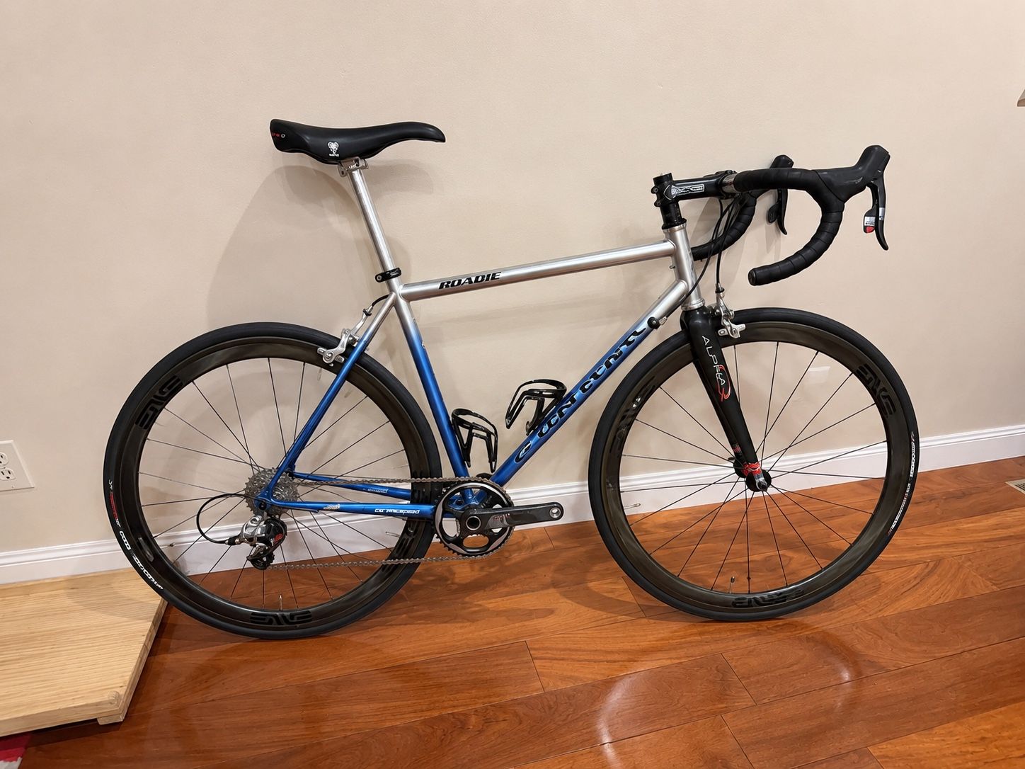 Custom Gunnar Roadie • ENVE SES 3.4 • SRAM Red • CeramicSpeed • 54cm
