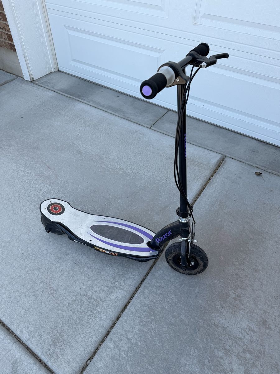 Razor Power Core E90 Electric Scooter