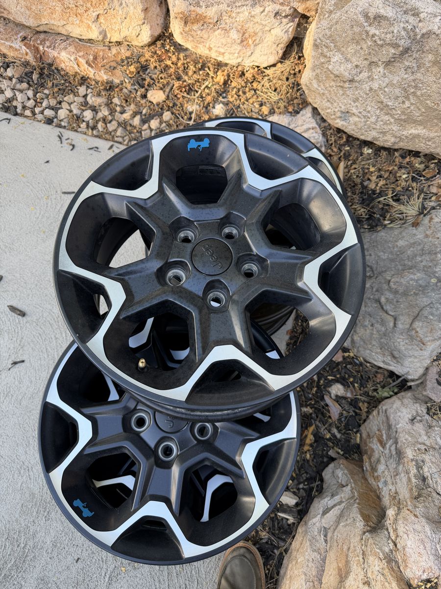 Jeep Wrangler Rubicon OEM Wheels
