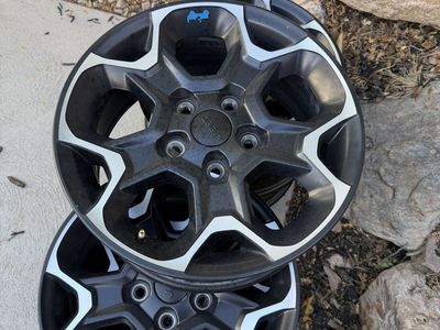 Jeep Wrangler Rubicon OEM Wheels