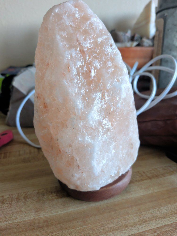 Himalayan Salt Lamp - med size
