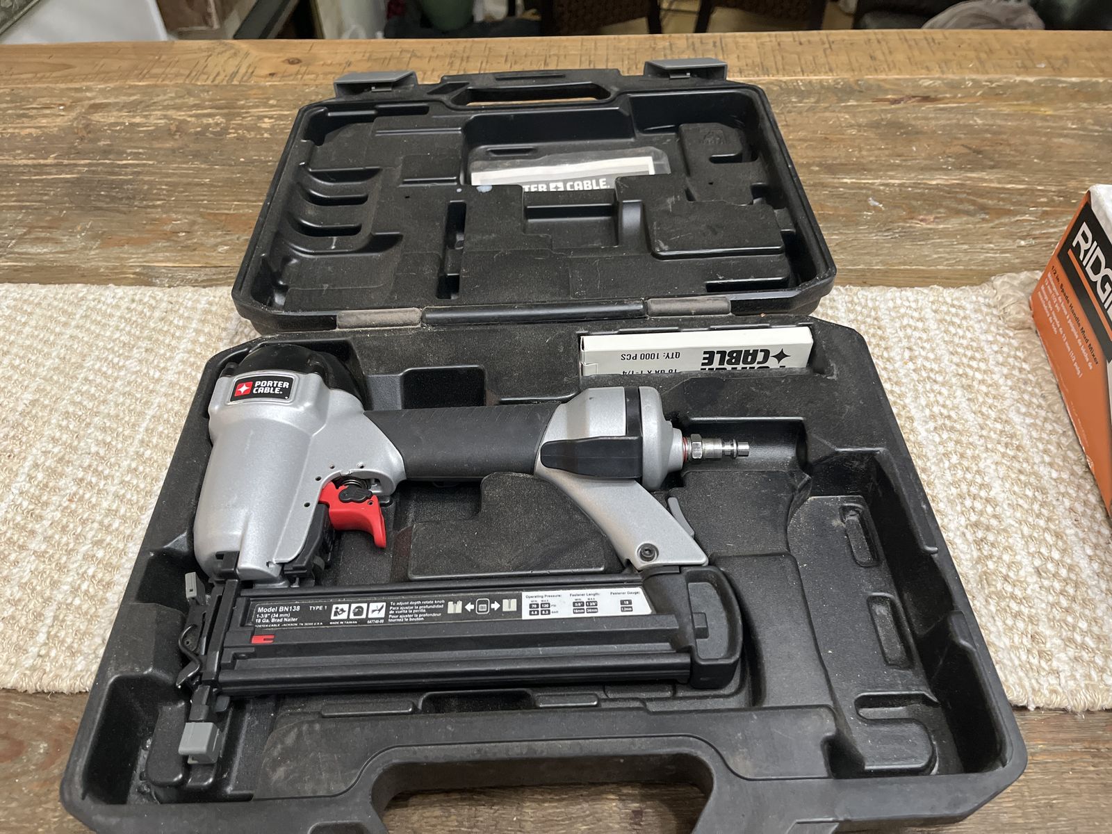 Finish nailer