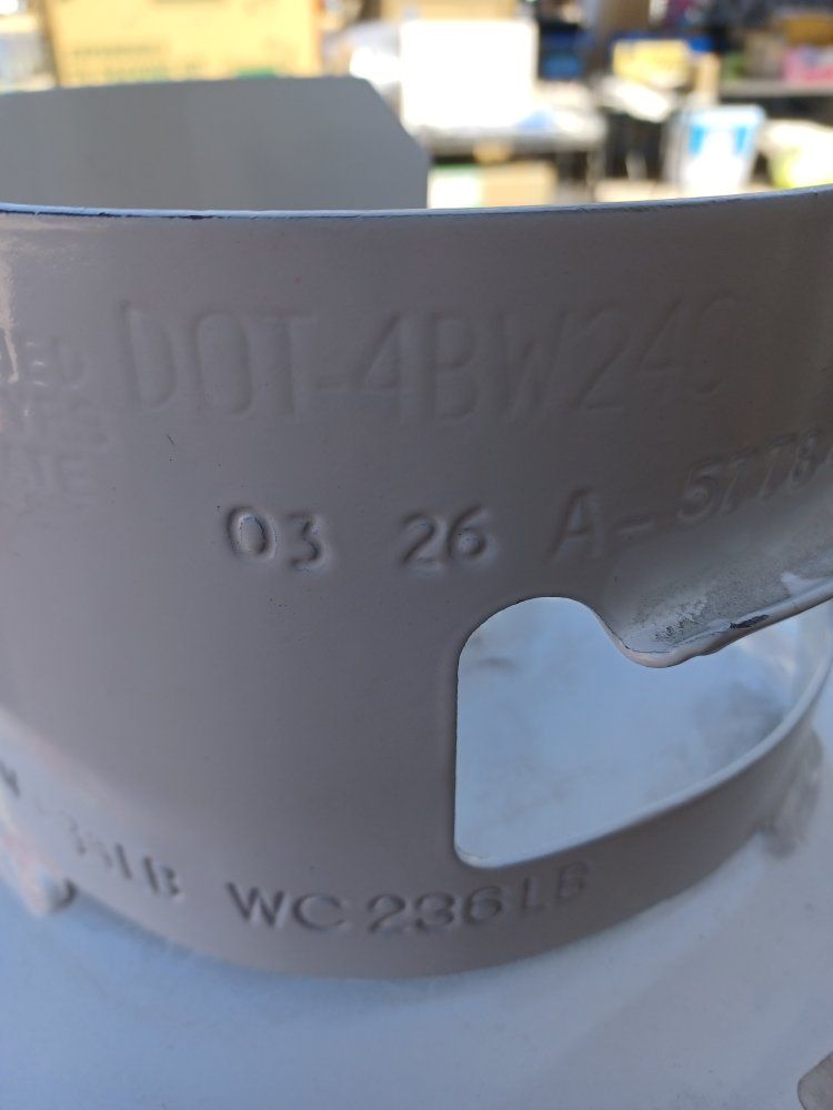 Main image 3