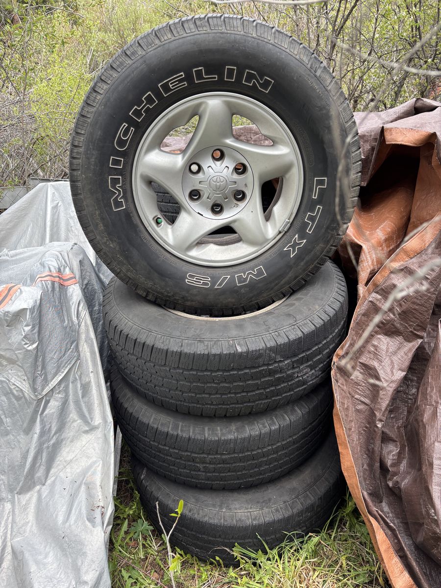 1st Gen Tundra/Tacoma 16" rims 6x5.5(139.7) w/Michelin LTX 265/70r16 tires, will fit 4runner, FJ, Sequoia also