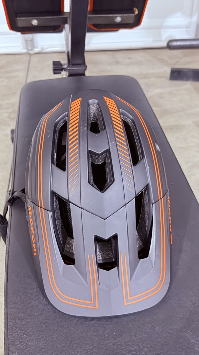 Main image 10