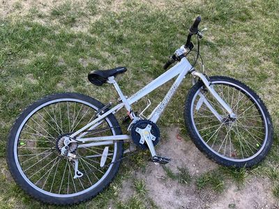 Free - Specialized Hotrock 24” for 9-11years