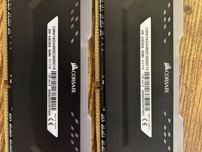 Corsair Vengeance RGB Pro DDR4 RAM 16GB (2x8GB)