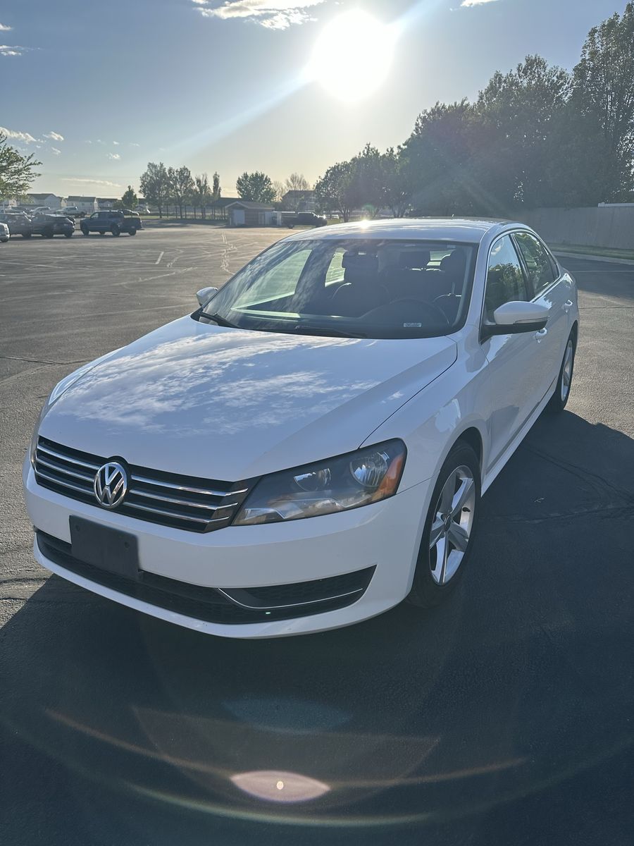 2014 Volkswagen Passat 2.5L SE