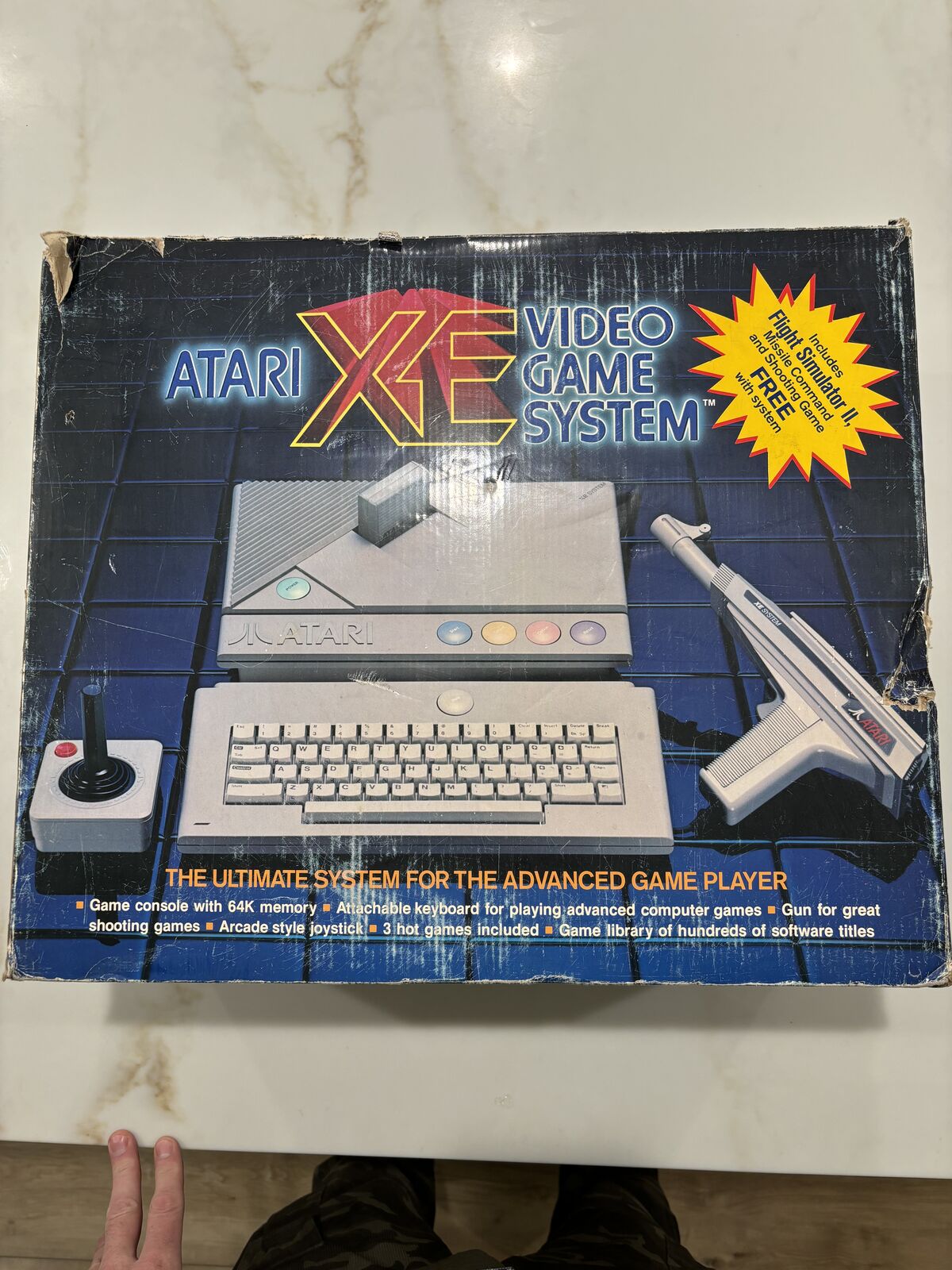 Atari XE video game system like new (works)
