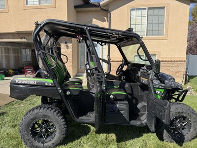 2023 Kawasaki Teryx 4 17,000 obo