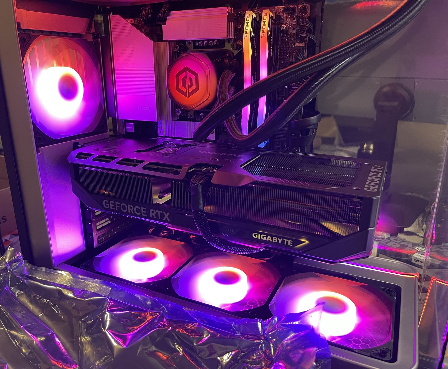 5070 Ti intel I9 285k 64gb Ddr5 2tb Gaming Pc