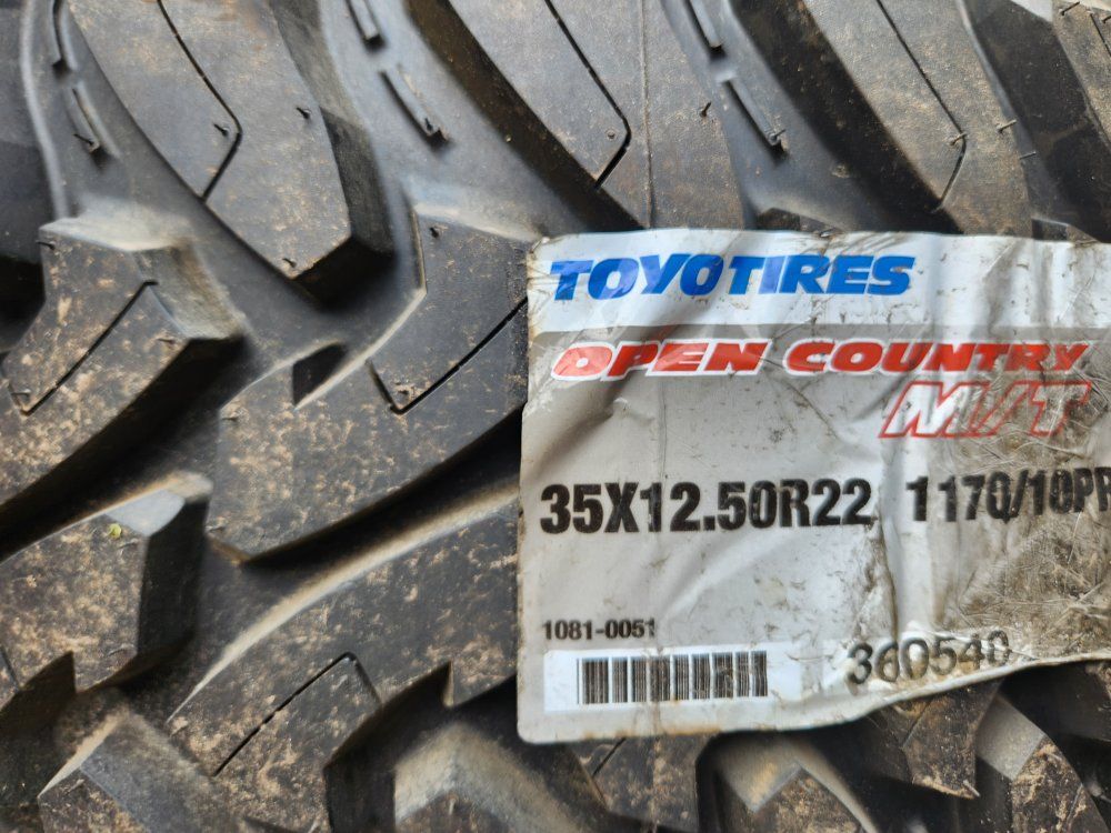 35x12.50r22 toyo open country mt 