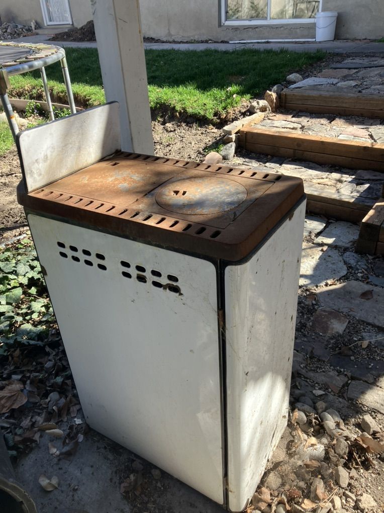 Vintage Wood Fuel Stove