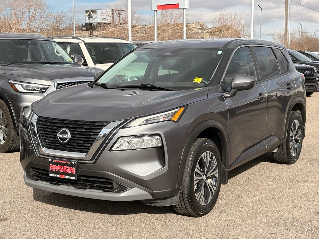 2022 Nissan Rogue SV