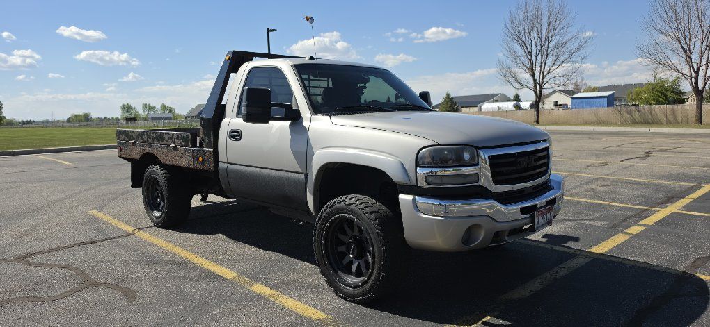 2004 GMC 2500 Work Truck