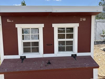 OverEZ Large Chicken Coop