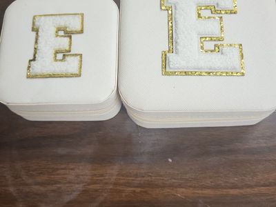 "E" Jewlerey boxes