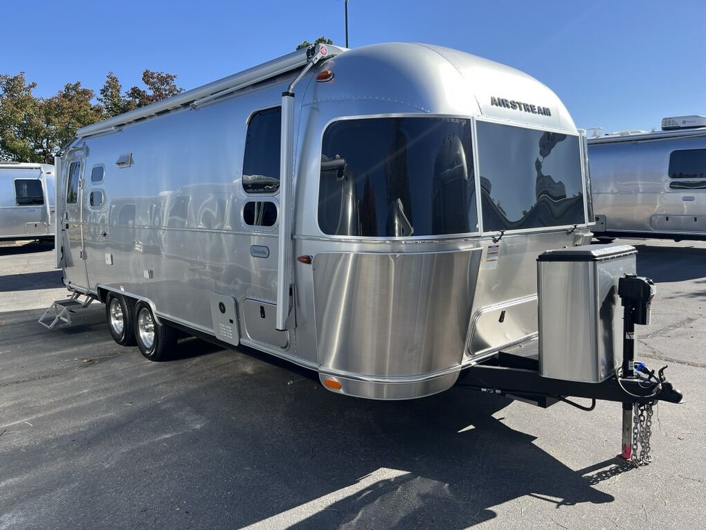 Airstream Globetrotter 25FBT 2024 Pre-owned