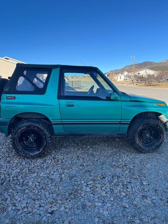 1995 Geo Tracker 