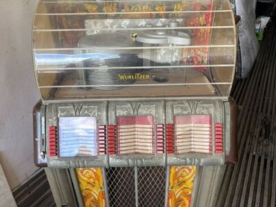 Whirlitzer 1250 Juke Box / Jukebox