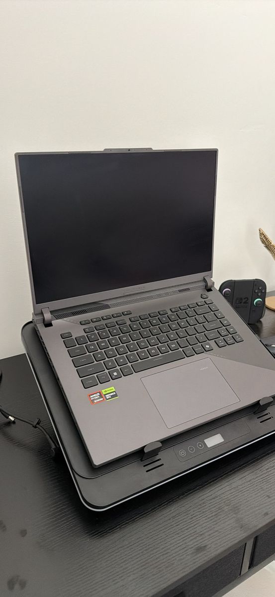 ASUS ROG Strix G16 (2025) , 16” ROG Nebula NVIDIA® GeForce RTX™ 5070 Ti