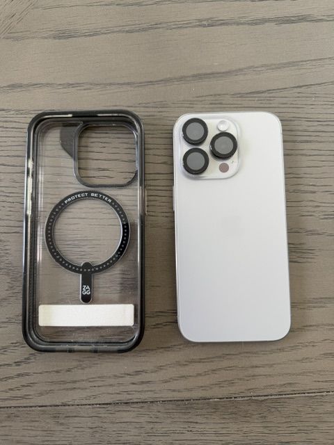 Apple iPhone 15 Pro Unlocked White Titanium 128 GB with Zagg MagSafe Case