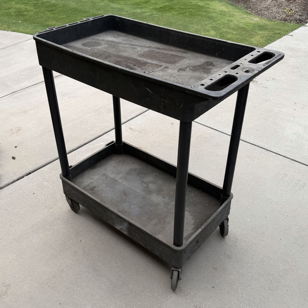 Mac Tools Composite Plastic Tool Parts Cart 2 Shelf 150lb per shelf