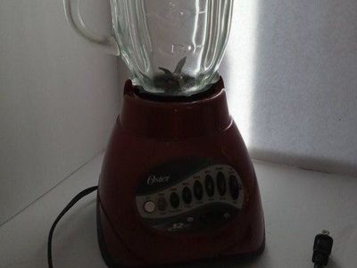 Oster Measuring Blender 12 Speed All Metal Drive