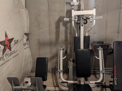 Hoist work out machine