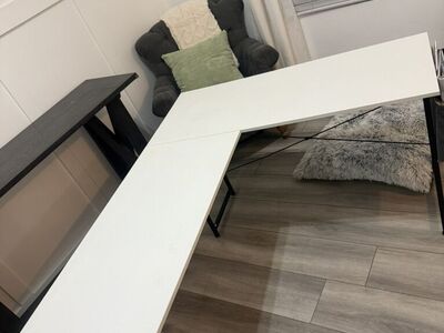 L Shaped Desk