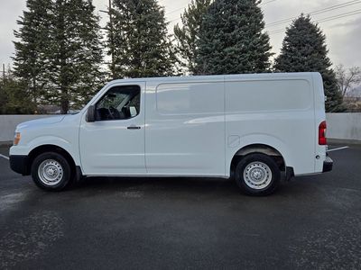 2014 NISSAN NV 1500 SV