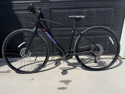 Trek FX 2 Disc Medium (17.5”/50 cm)