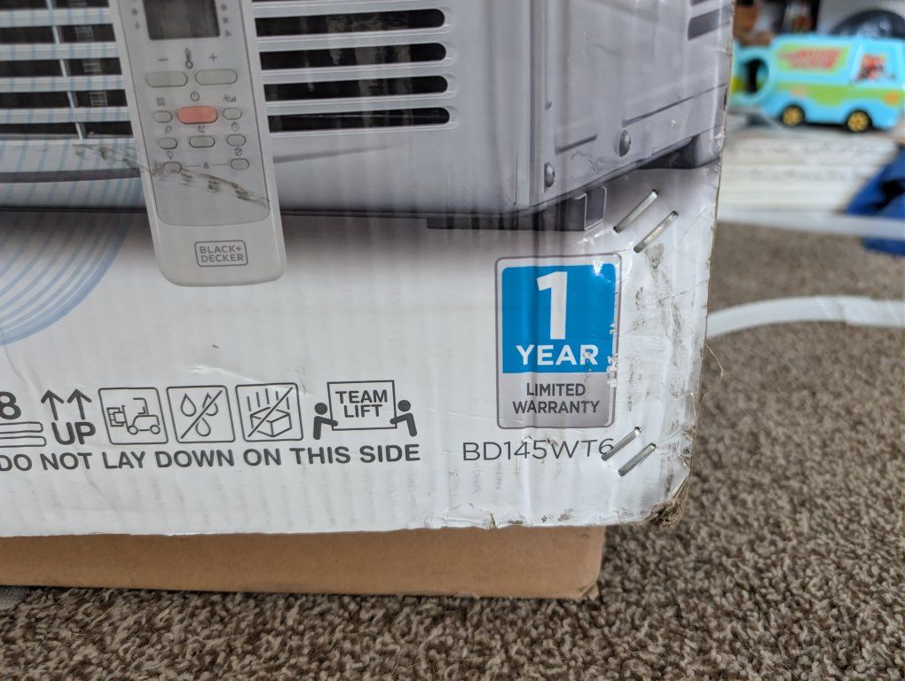 Black+Decker 14,300 BTU Window AC – Open Box unuse