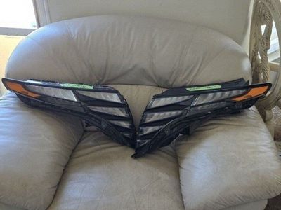 2023 Hyundai Tucson Headlight Pair