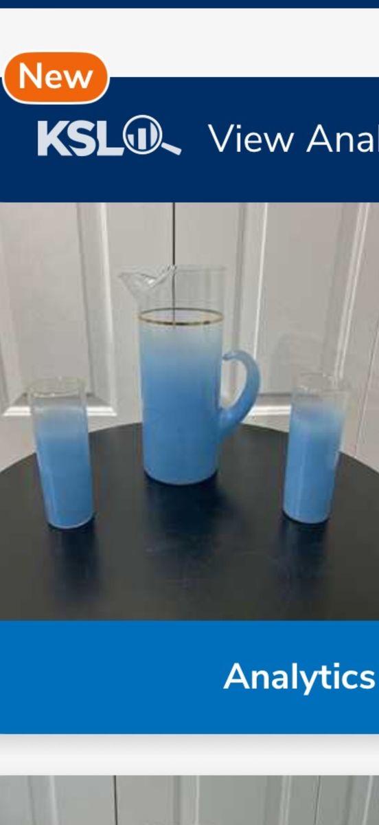 Like New blue Blenko Pitcher & 2 Glasses