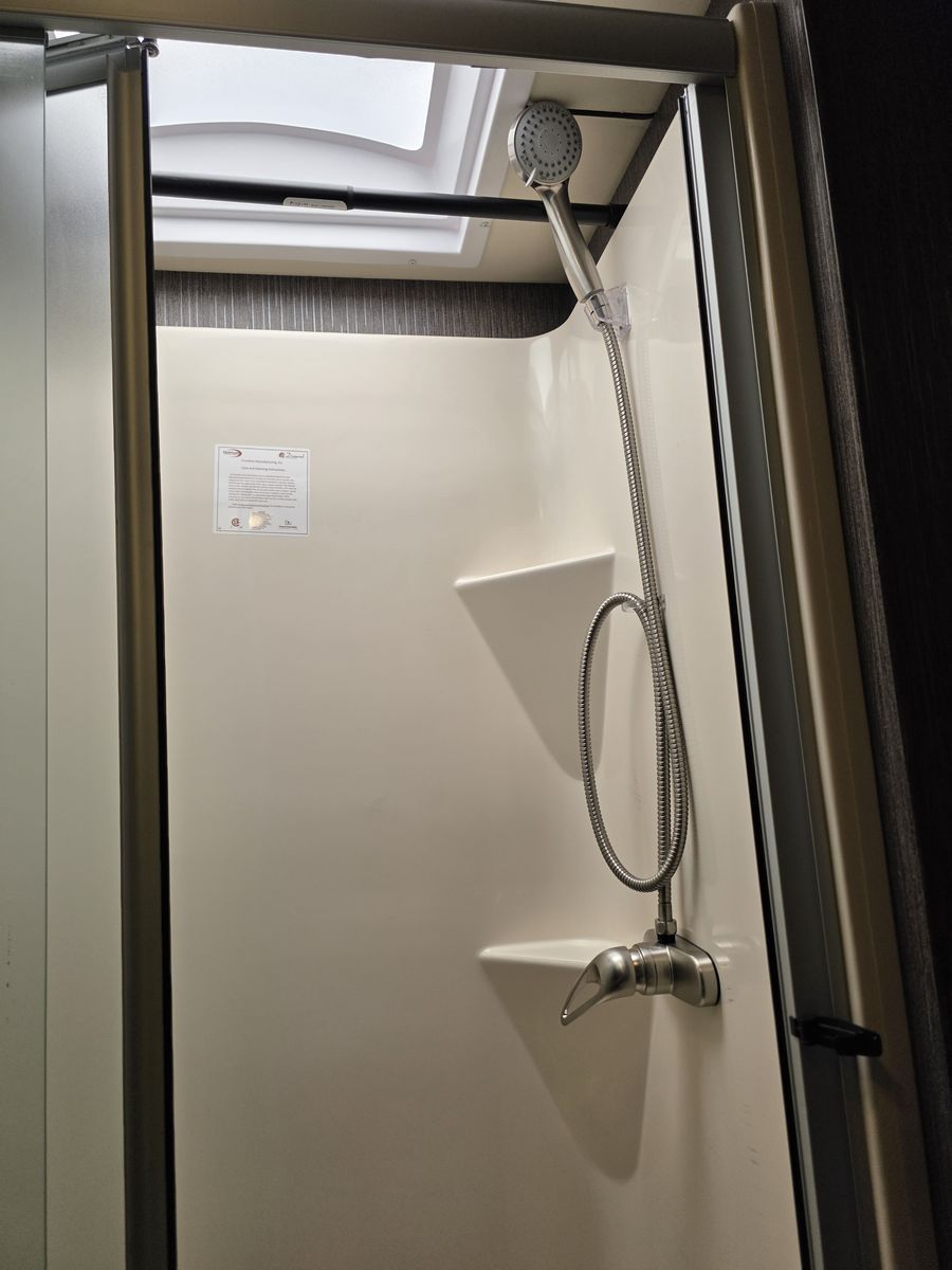 Main image 19